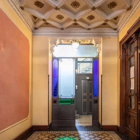Porta Venezia- Design Apartment, 2-bedrooms, Netflix, Wifi Apartamento