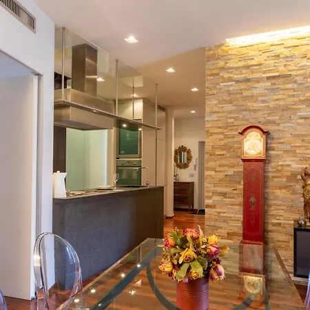 Porta Venezia- Design Apartment, 2-bedrooms, Netflix, Wifi Apartamento *